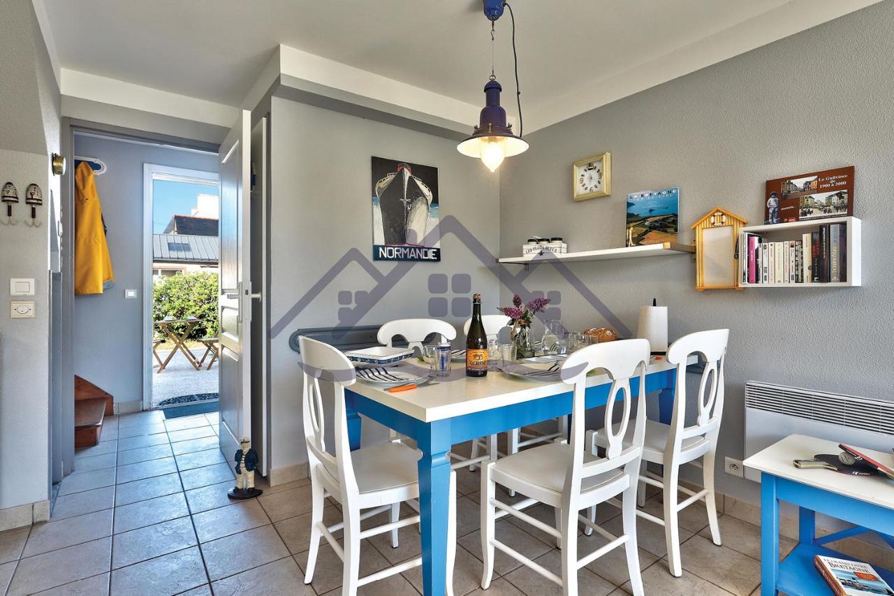 LocaLise - Maison E2 au Guilvinec - A 20m de la mer avec jardin et piscine - Tout à pied, plage, port, centre commerces, marché - Wifi inclus - Vue mer de la chambre - Animaux bienvenus - Linge de lit inclus Exterior foto