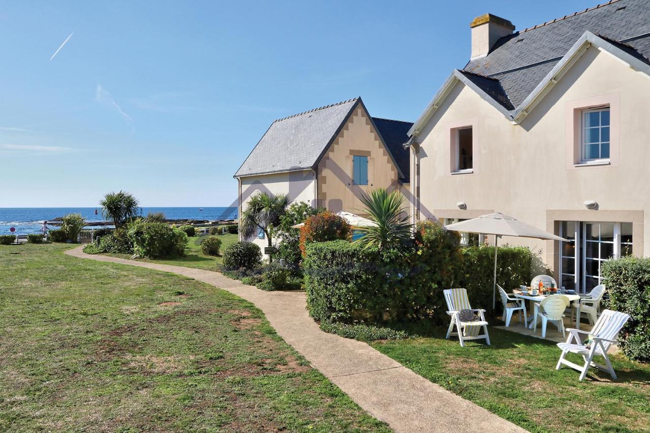 LocaLise - Maison E2 au Guilvinec - A 20m de la mer avec jardin et piscine - Tout à pied, plage, port, centre commerces, marché - Wifi inclus - Vue mer de la chambre - Animaux bienvenus - Linge de lit inclus Exterior foto