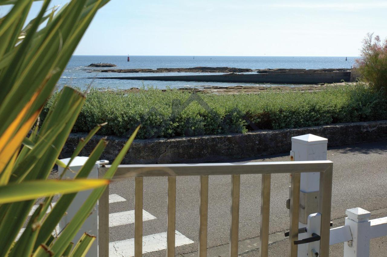 LocaLise - Maison E2 au Guilvinec - A 20m de la mer avec jardin et piscine - Tout à pied, plage, port, centre commerces, marché - Wifi inclus - Vue mer de la chambre - Animaux bienvenus - Linge de lit inclus Exterior foto