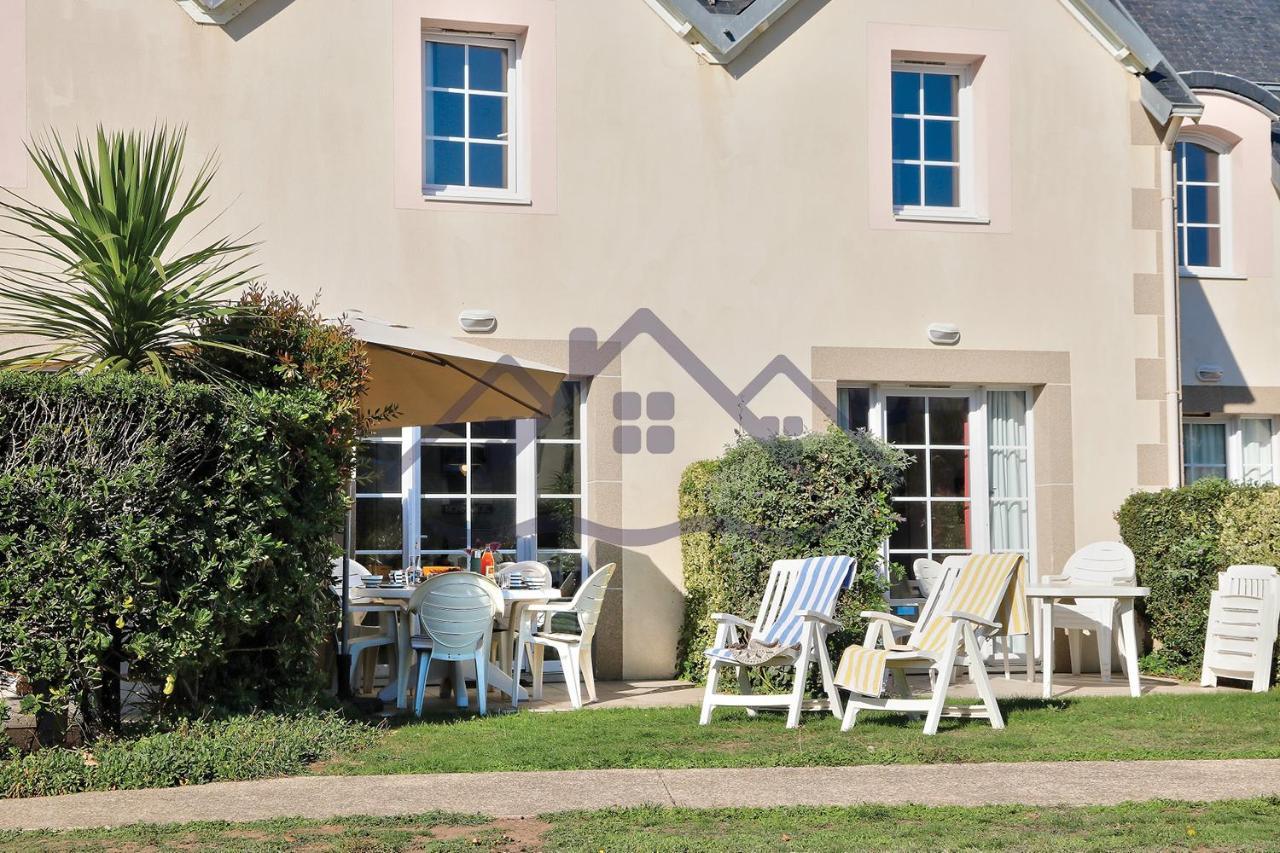 LocaLise - Maison E2 au Guilvinec - A 20m de la mer avec jardin et piscine - Tout à pied, plage, port, centre commerces, marché - Wifi inclus - Vue mer de la chambre - Animaux bienvenus - Linge de lit inclus Exterior foto